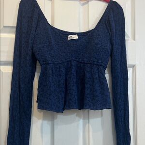 Hollister Women's Navy Floral Blouse